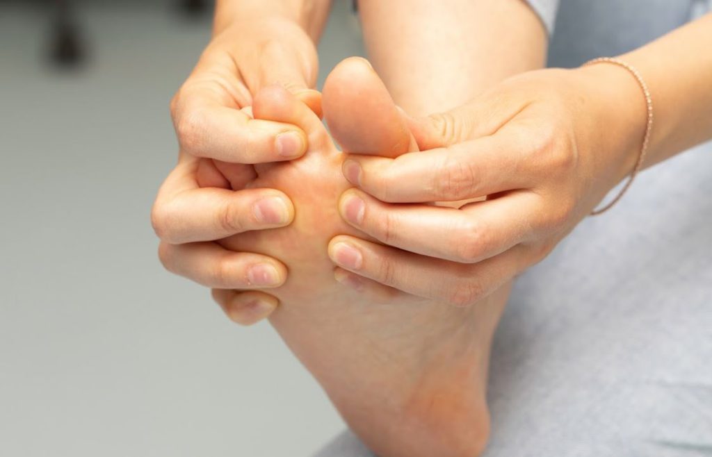 How to Remove Soft Corns?